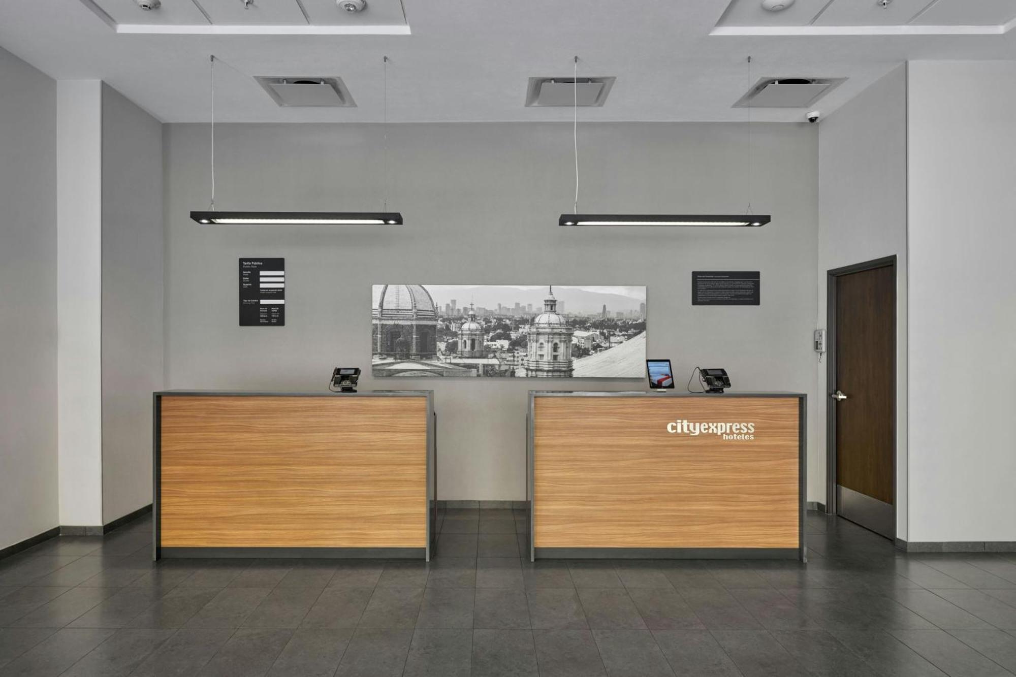 City Express By Marriott Ciudad De Mexico La Villa Dış mekan fotoğraf